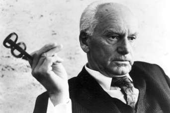 "Die Presse" berichtet wie zwei Österreicher BMW gerettet haben Foto